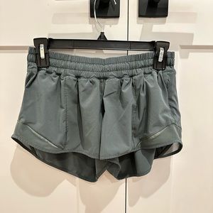 Hotty hot low rise 2.5” short
